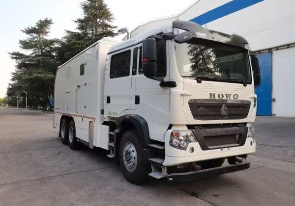 �y(c��)��܇